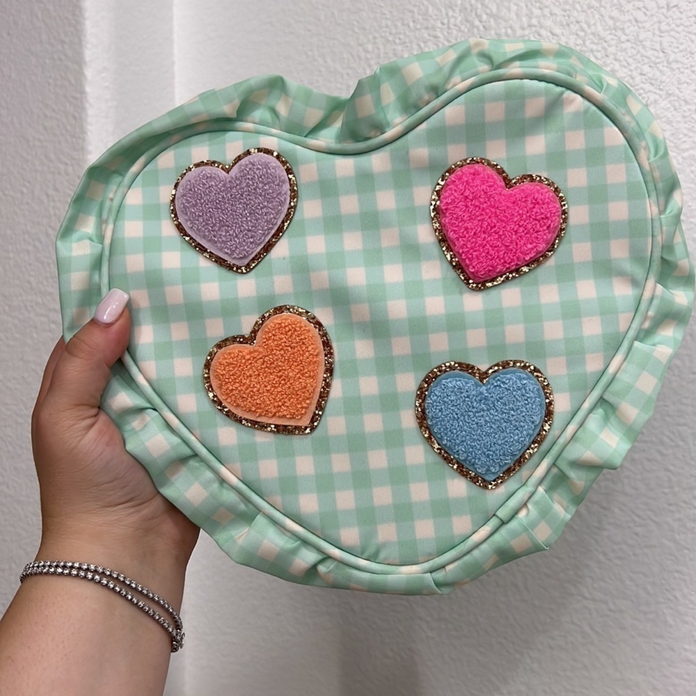 NEW Stoney Clover Green Gingham Heart Pouch with Heart Patches - Picture 7 of 7